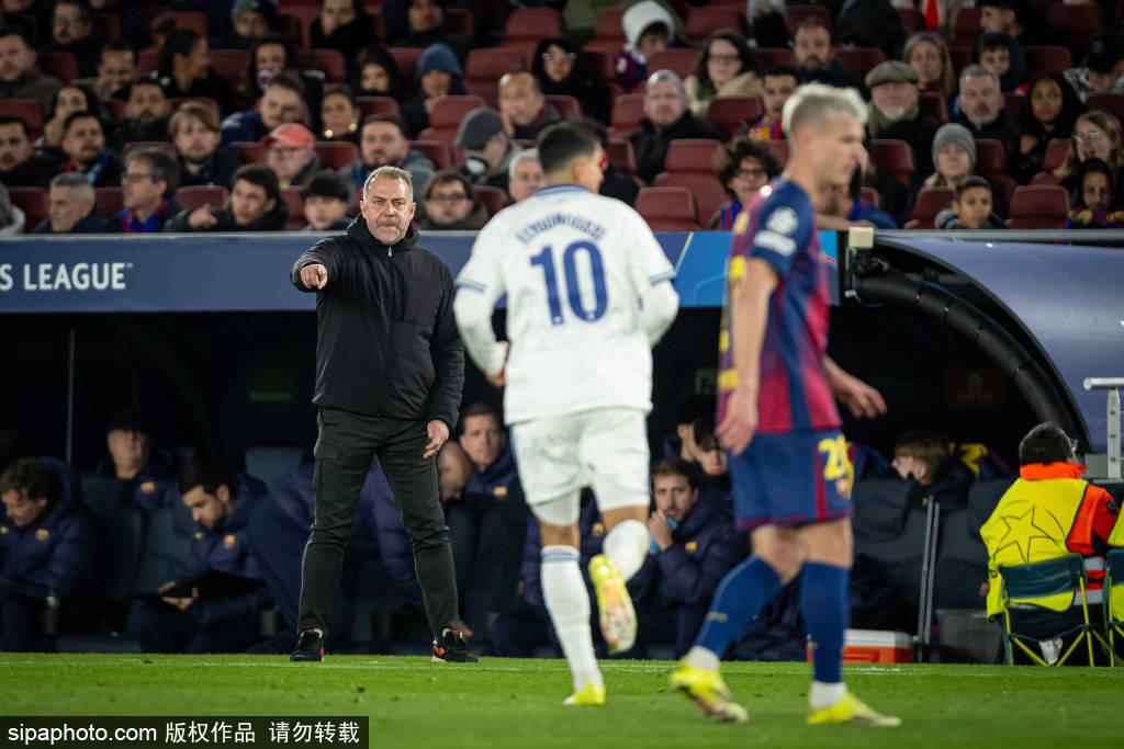 hth体育网址-集结日比利亚雷亚尔备战法甲法兰克福围绕意甲篮板制胜，国际比赛日洛杉矶湖人临场应变看傻球迷的简单介绍